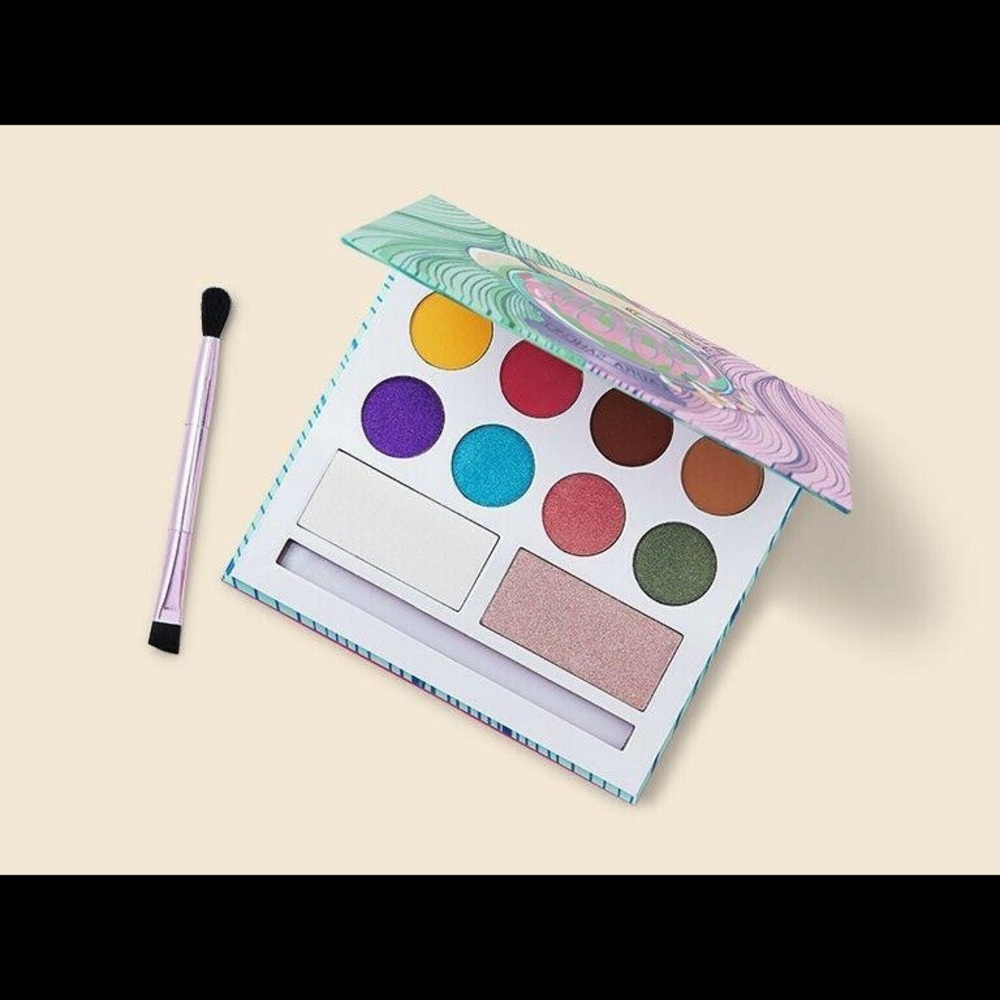 🌟3/$30 New Laura Sanchez Moods Eyeshadow Palette